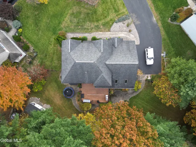 $749,900 | 2027 Dobie Lane, Guilderland, NY 12303