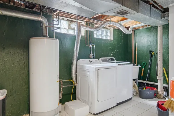 $385,000 | 6030 North Winchester Avenue, Unit C, Chicago, IL 60660
