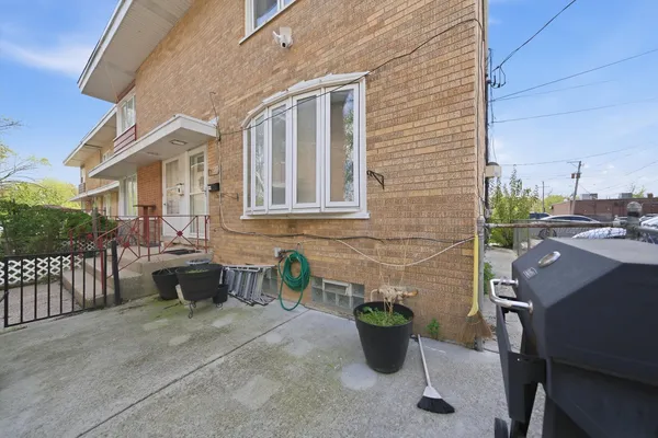 $385,000 | 6030 North Winchester Avenue, Unit C, Chicago, IL 60660