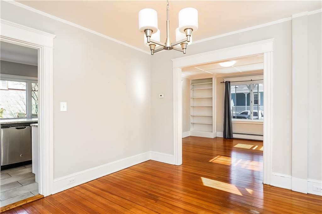 19 County Street Newport, RI 02840 - Photo 12 of 38