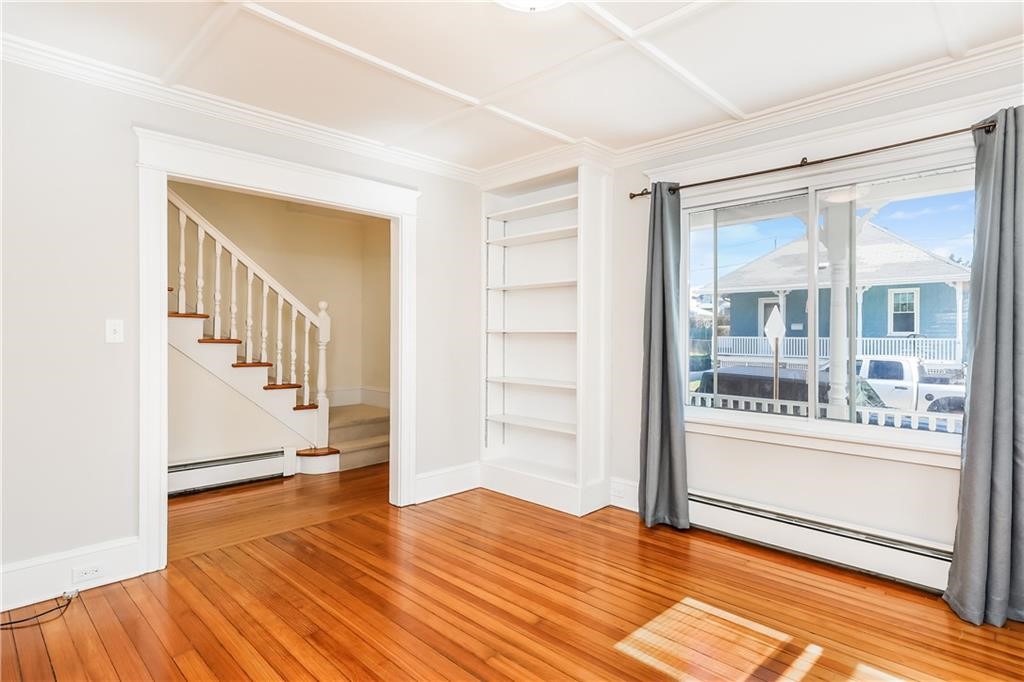 19 County Street Newport, RI 02840 - Photo 18 of 38