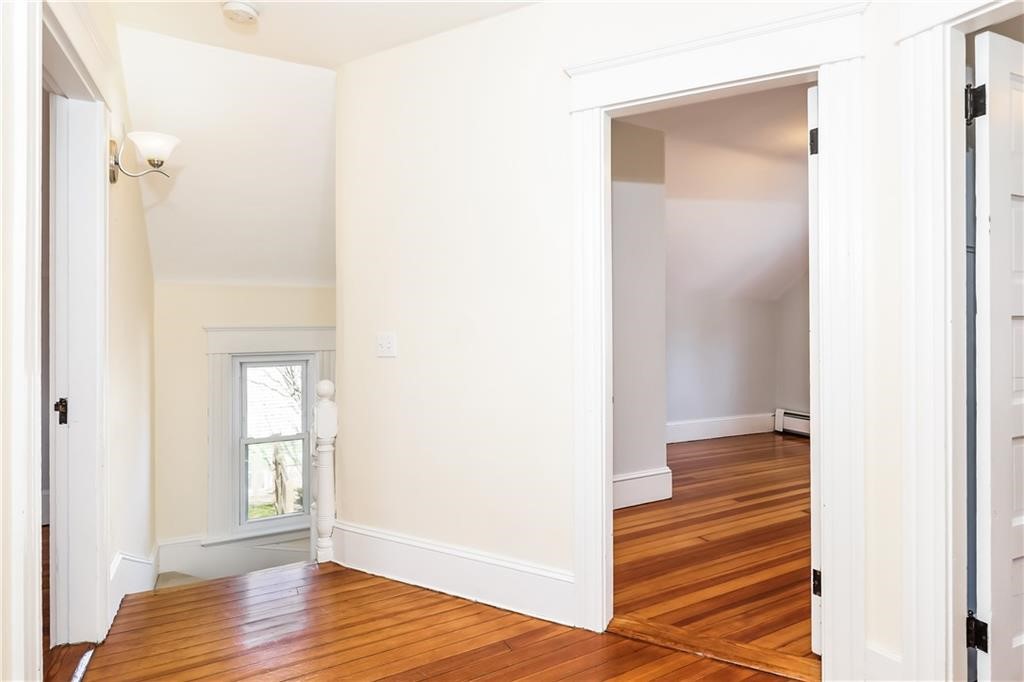 19 County Street Newport, RI 02840 - Photo 19 of 38