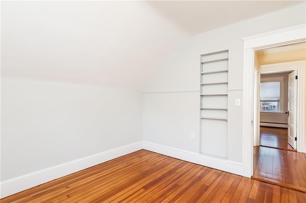 19 County Street Newport, RI 02840 - Photo 25 of 38