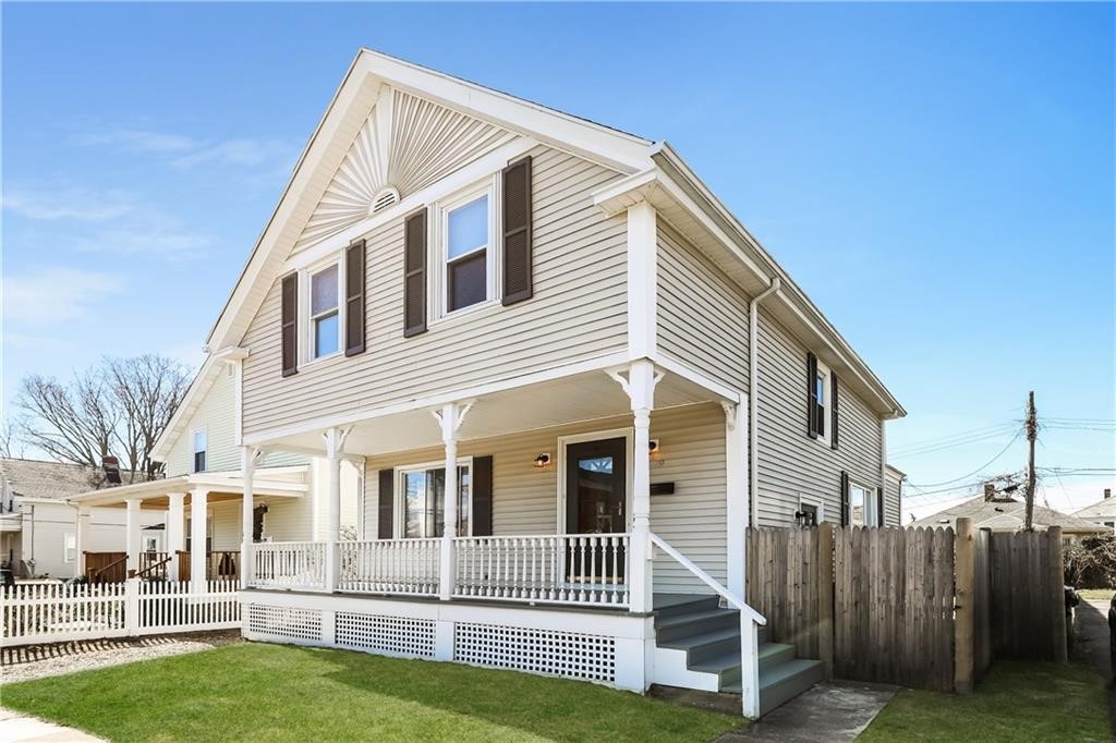 19 County Street Newport, RI 02840 - Photo 34 of 38