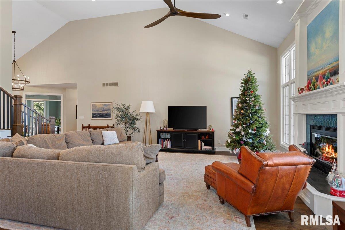 46 Woodland Trail Rochester, IL 62563 - Photo 8 of 88