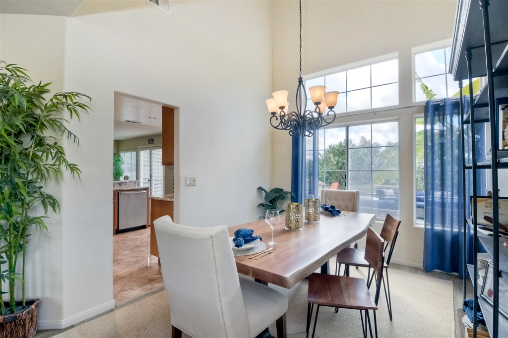 2363 Terraza Ribera Carlsbad, CA 92009 - Photo 6 of 24 Gallery Image 6