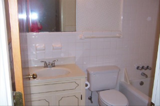 122 Covington Road Greenville, SC 29617 - Photo 12 of 18 Gallery Image 12