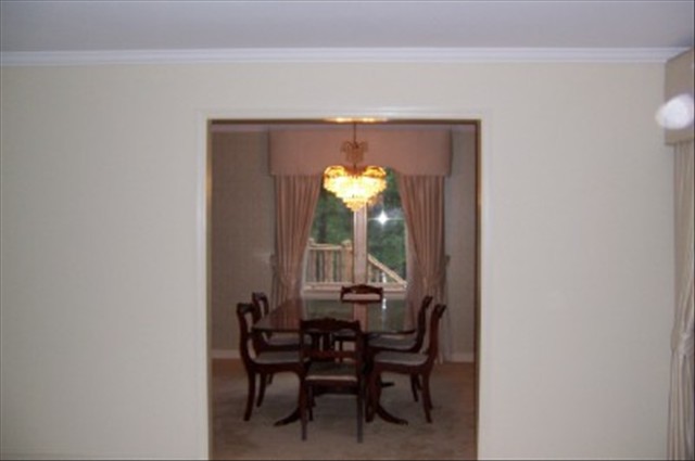 122 Covington Road Greenville, SC 29617 - Photo 3 of 18 Gallery Image 3
