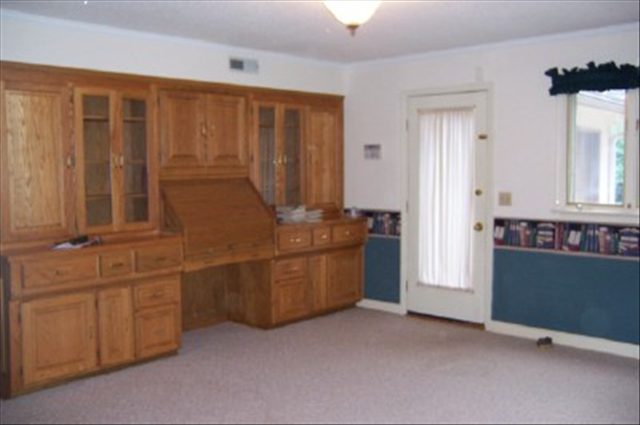 122 Covington Road Greenville, SC 29617 - Photo 7 of 18 Gallery Image 7