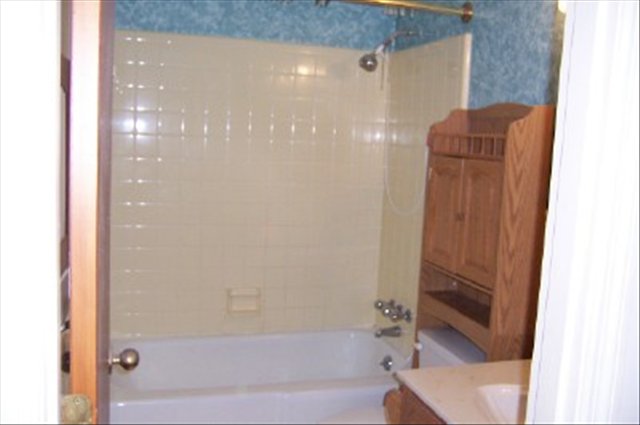 122 Covington Road Greenville, SC 29617 - Photo 9 of 18 Gallery Image 9