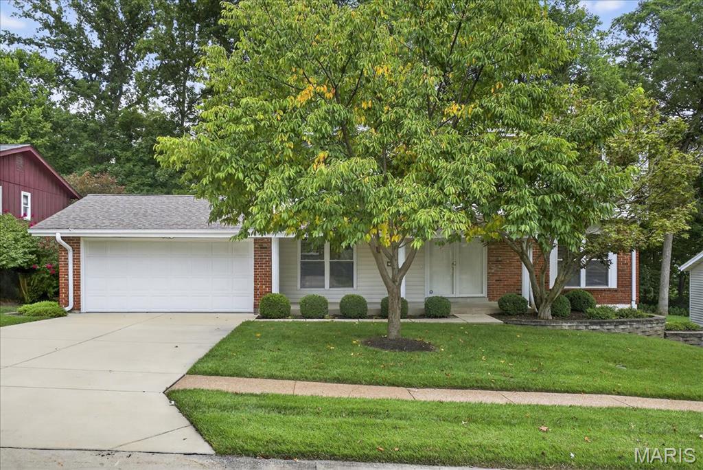 1266 Beaver Creek Road Chesterfield, MO 63017 - Photo 1 of 40