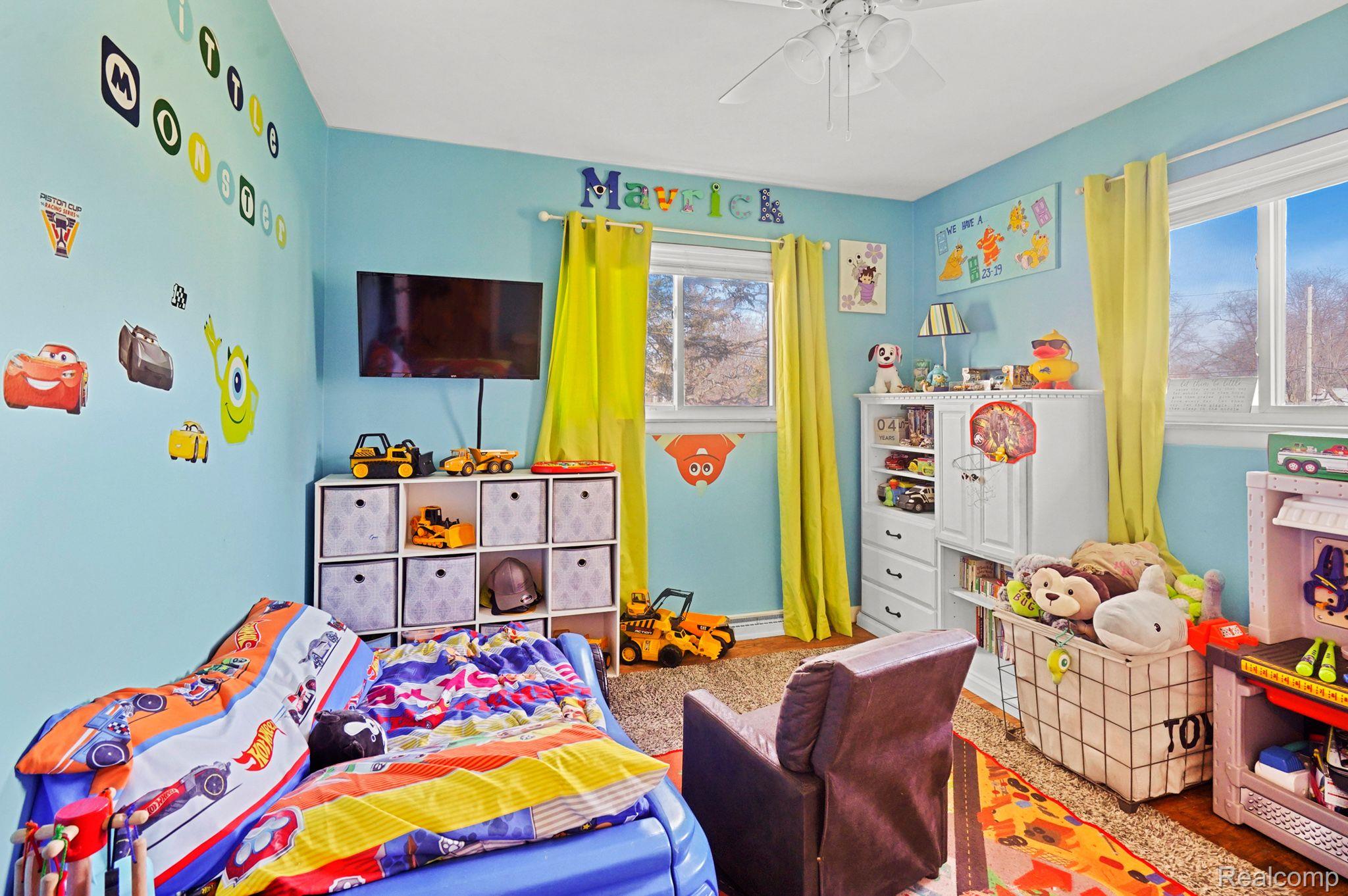 5473 Farm Road Waterford, MI 48327 - Photo 10 of 20 Gallery Image 10
