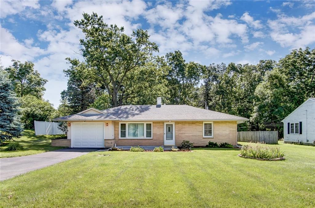 1740 Miracle Mile Springfield, OH 45503 - Photo 2 of 25