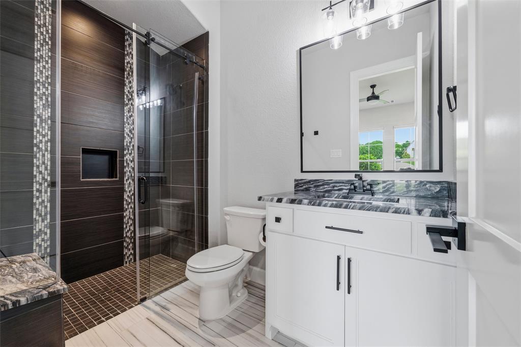 1019 Country Way Rowlett, TX 75089 - Photo 27 of 40 BR 4 Bathroom