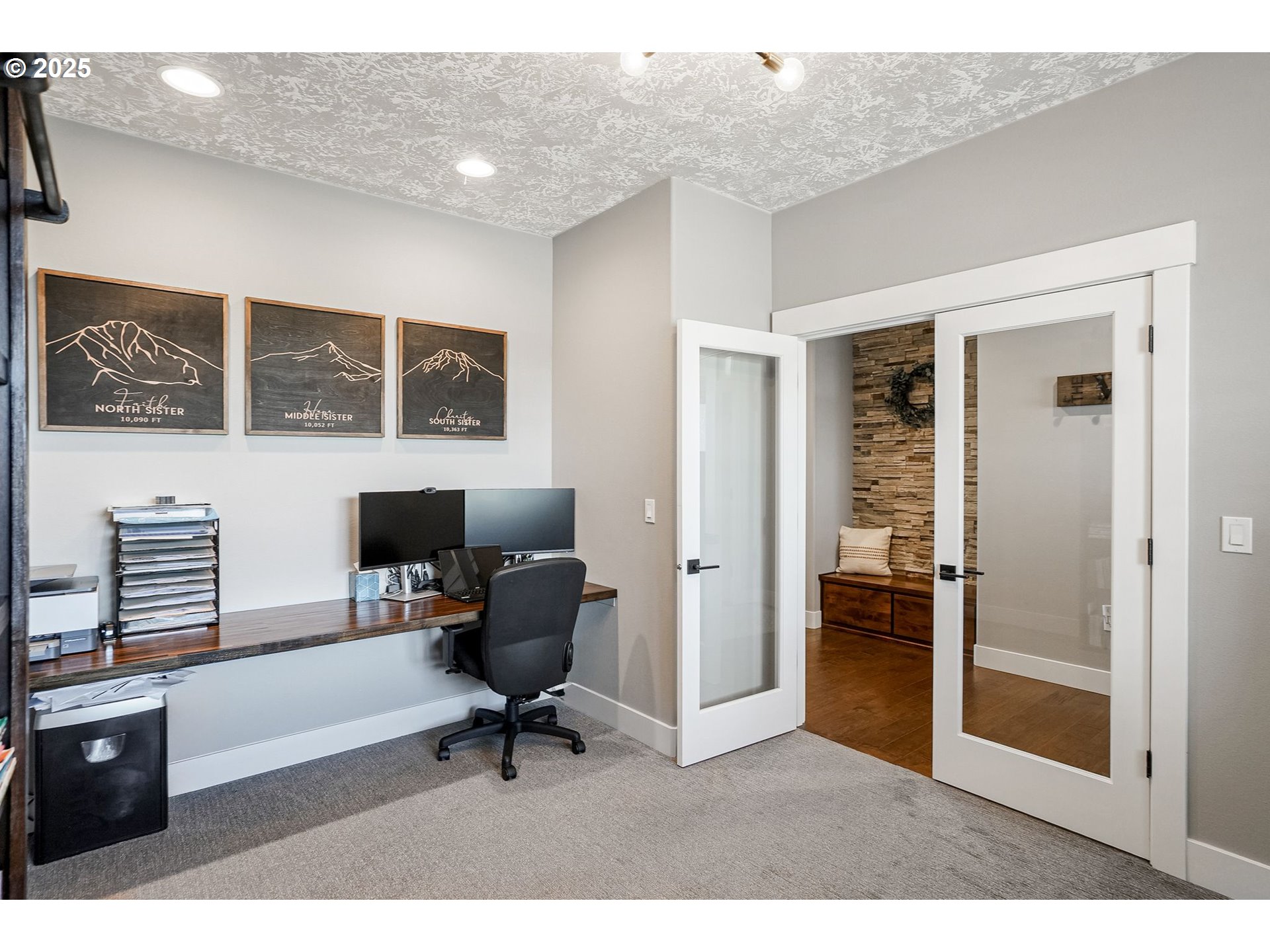 6300 Corvallis Road Independence, OR 97351 - Photo 6 of 48 a workspace with furniture and a window