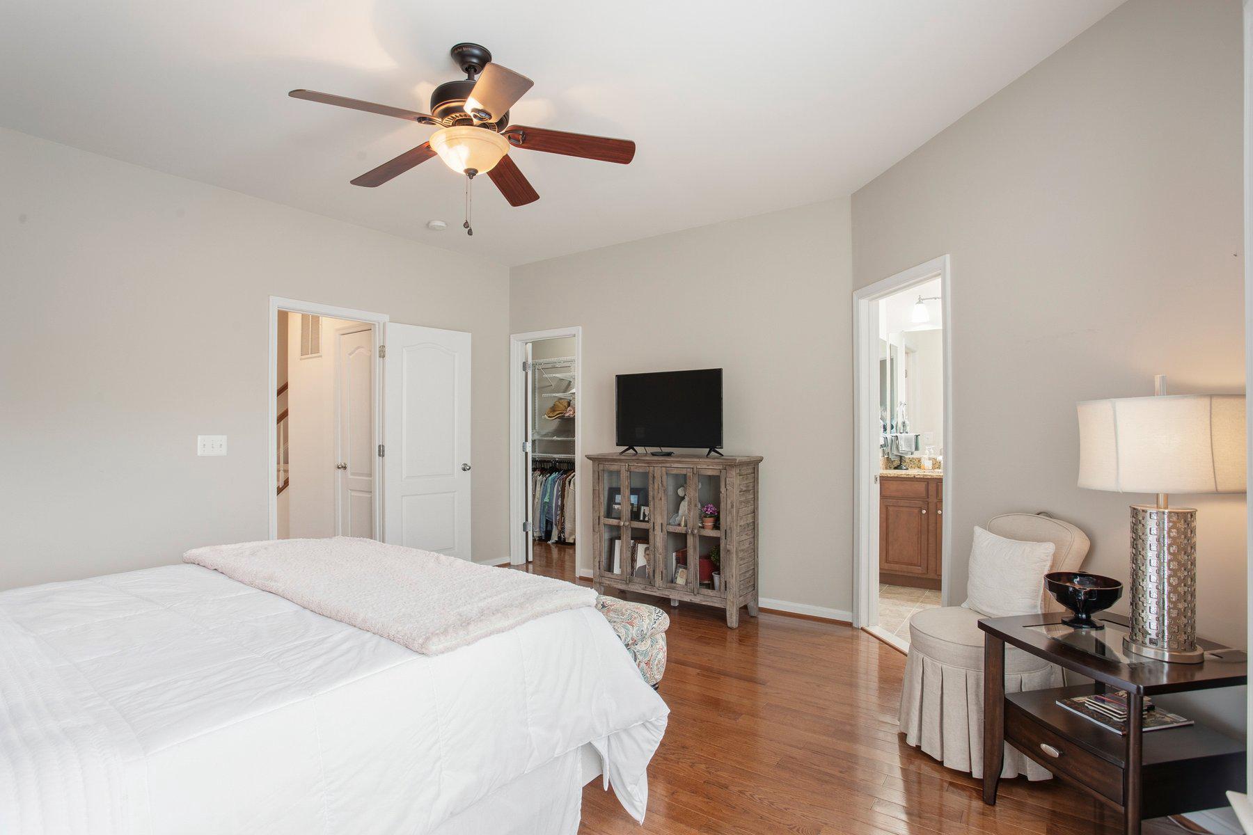 19466 Front Street Leesburg, VA 20176 - Photo 19 of 34 Hardwood floors throughout bedroom level