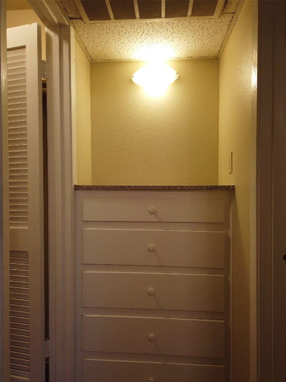 1000 West 26th Street, Unit 209 Austin, TX 78705 - Photo 12 of 20 a view of small space