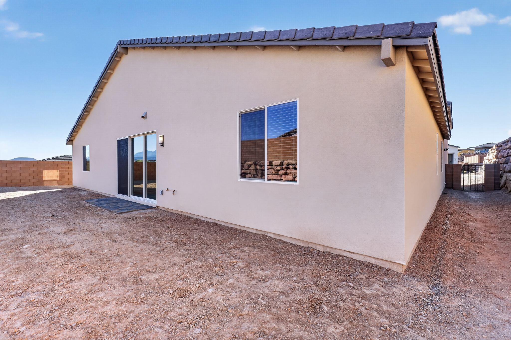 3028 West Orco Lane St. George, UT 84770 - Photo 4 of 32 04_3028_W_Orco_Ln_St_George_UT_84770-Ext
