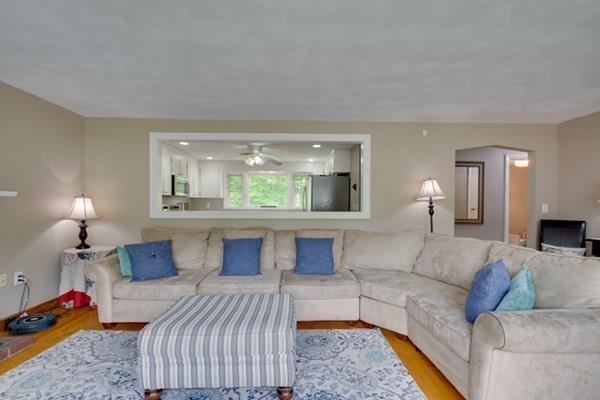 161 Mishawum Road Woburn, MA 01801 - Photo 7 of 33 Gallery Image 7