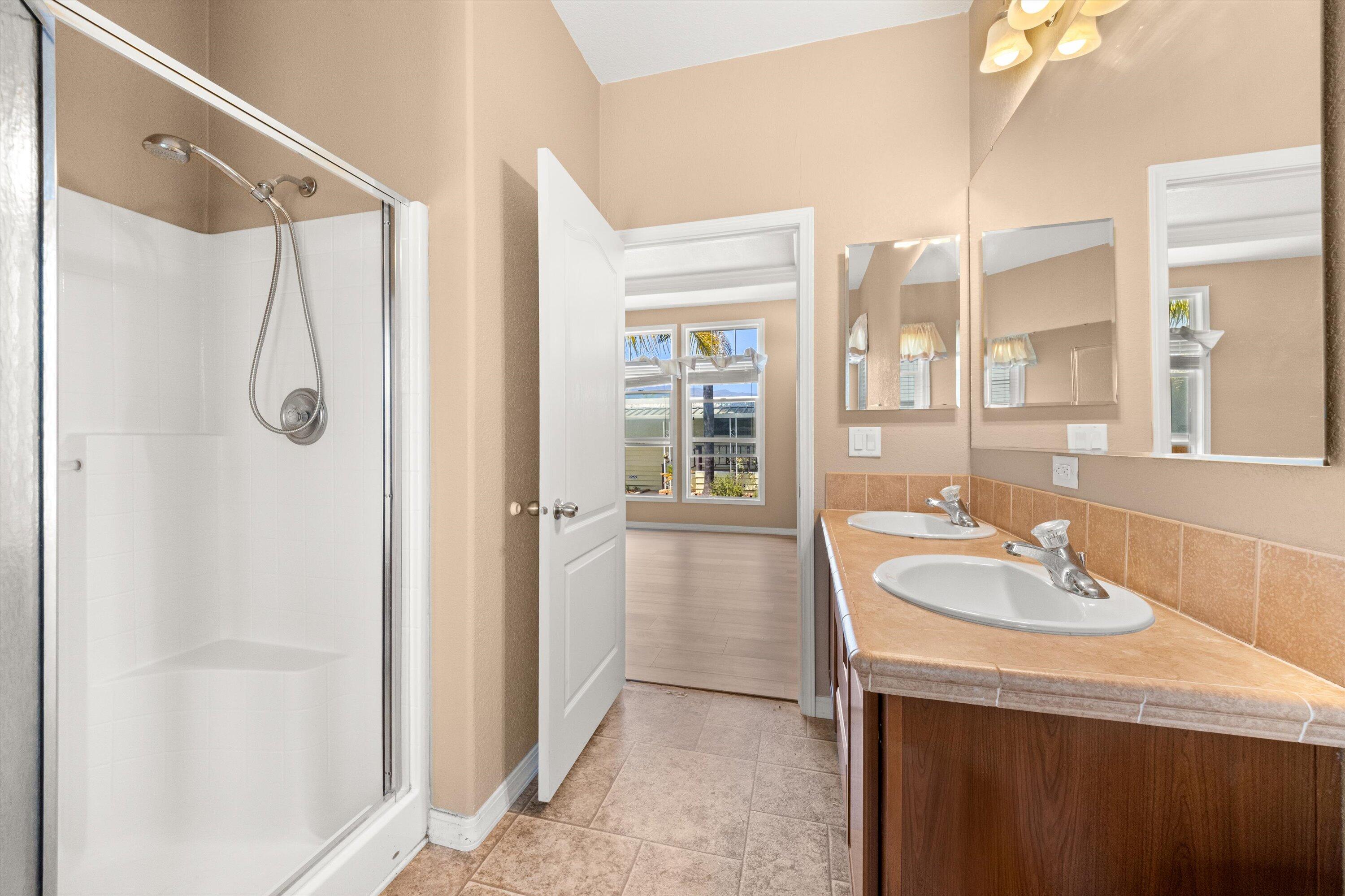 30 Winchester Canyon Road, Unit 44 Goleta, CA 93117 - Photo 16 of 27 primary bath 2