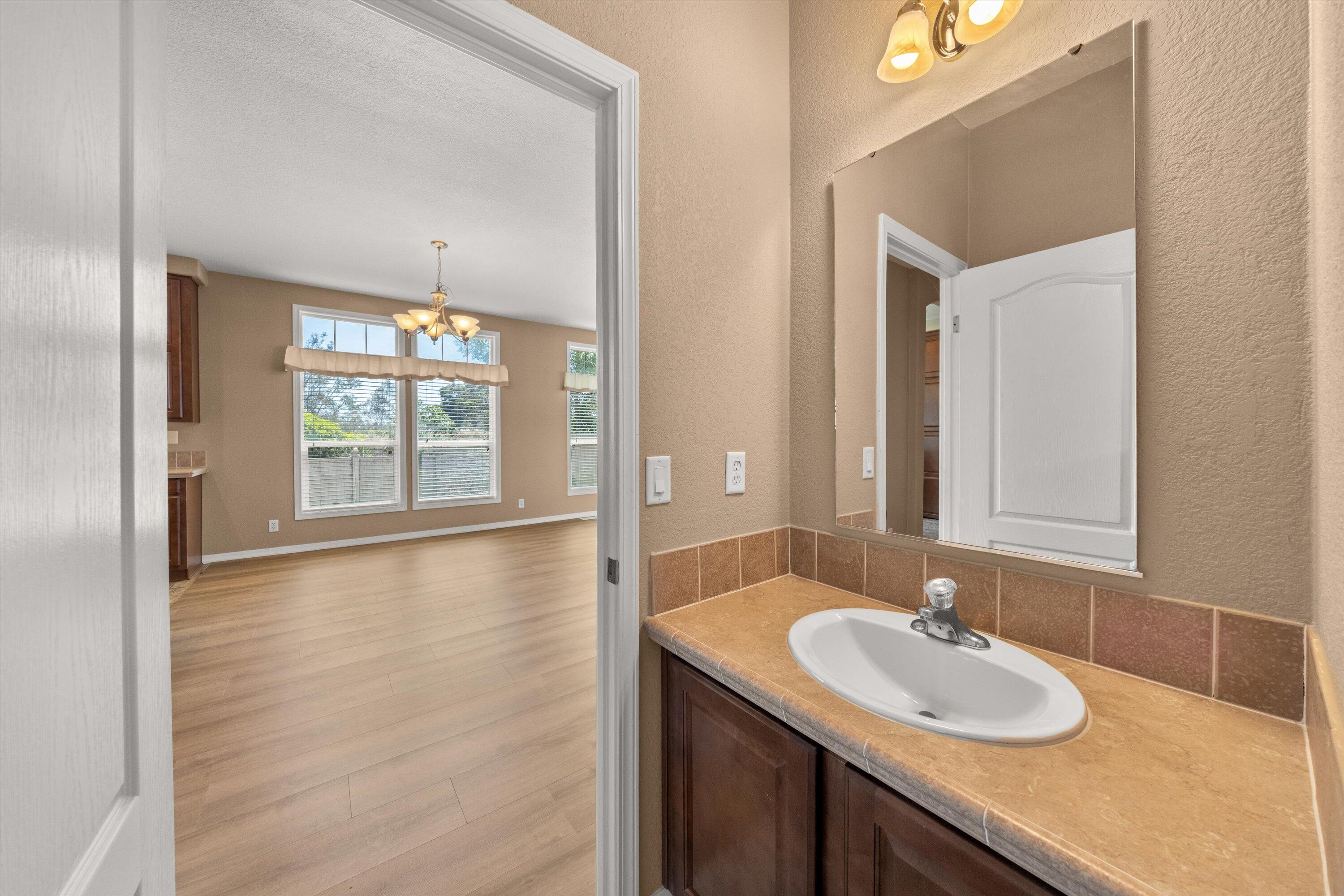 30 Winchester Canyon Road, Unit 44 Goleta, CA 93117 - Photo 21 of 27 hall bath