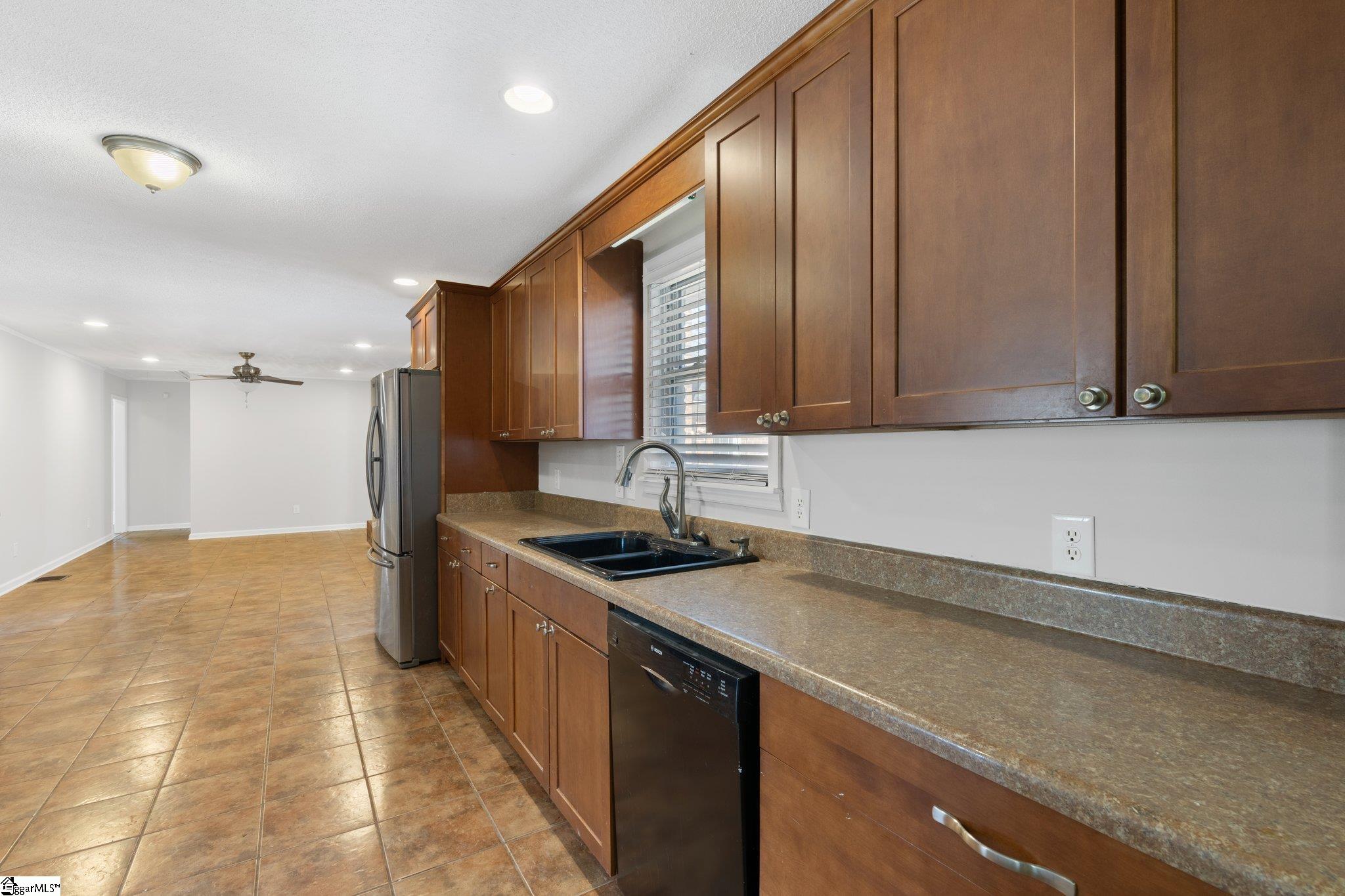 494 State Rd S-42-423 Enoree, SC 29335 - Photo 8 of 36 Gallery Image 8