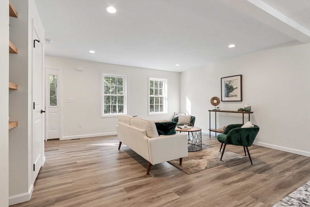 373 Hitchcock Road Winchendon, MA 01475 - Photo 17 of 39 Gallery Image 17