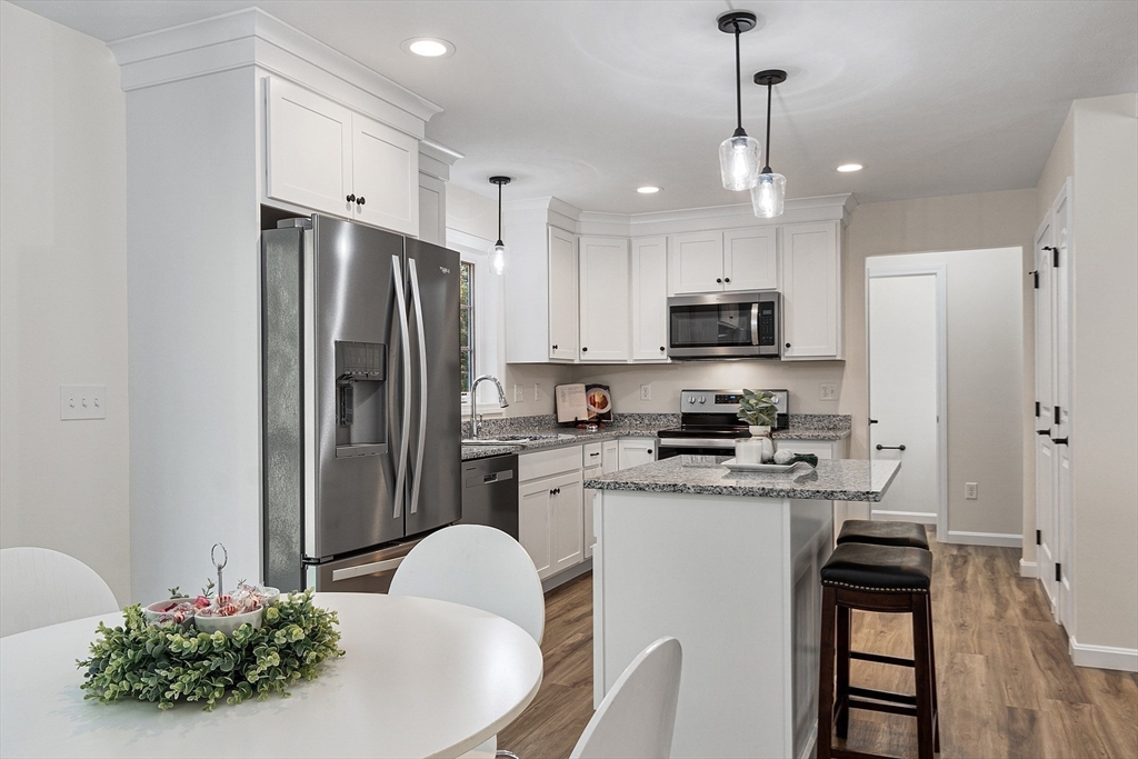 373 Hitchcock Road Winchendon, MA 01475 - Photo 4 of 39 Gallery Image 4