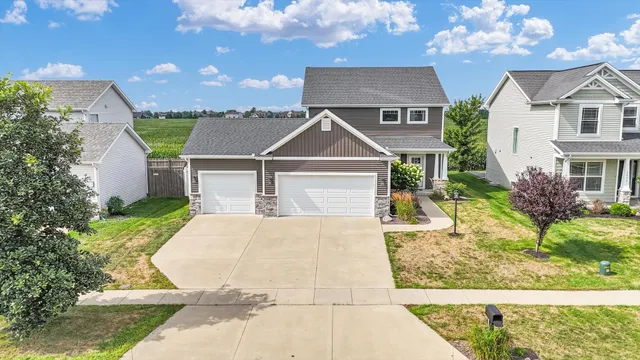 $470,000 | 5008 Emmas Way, Champaign, IL 61822