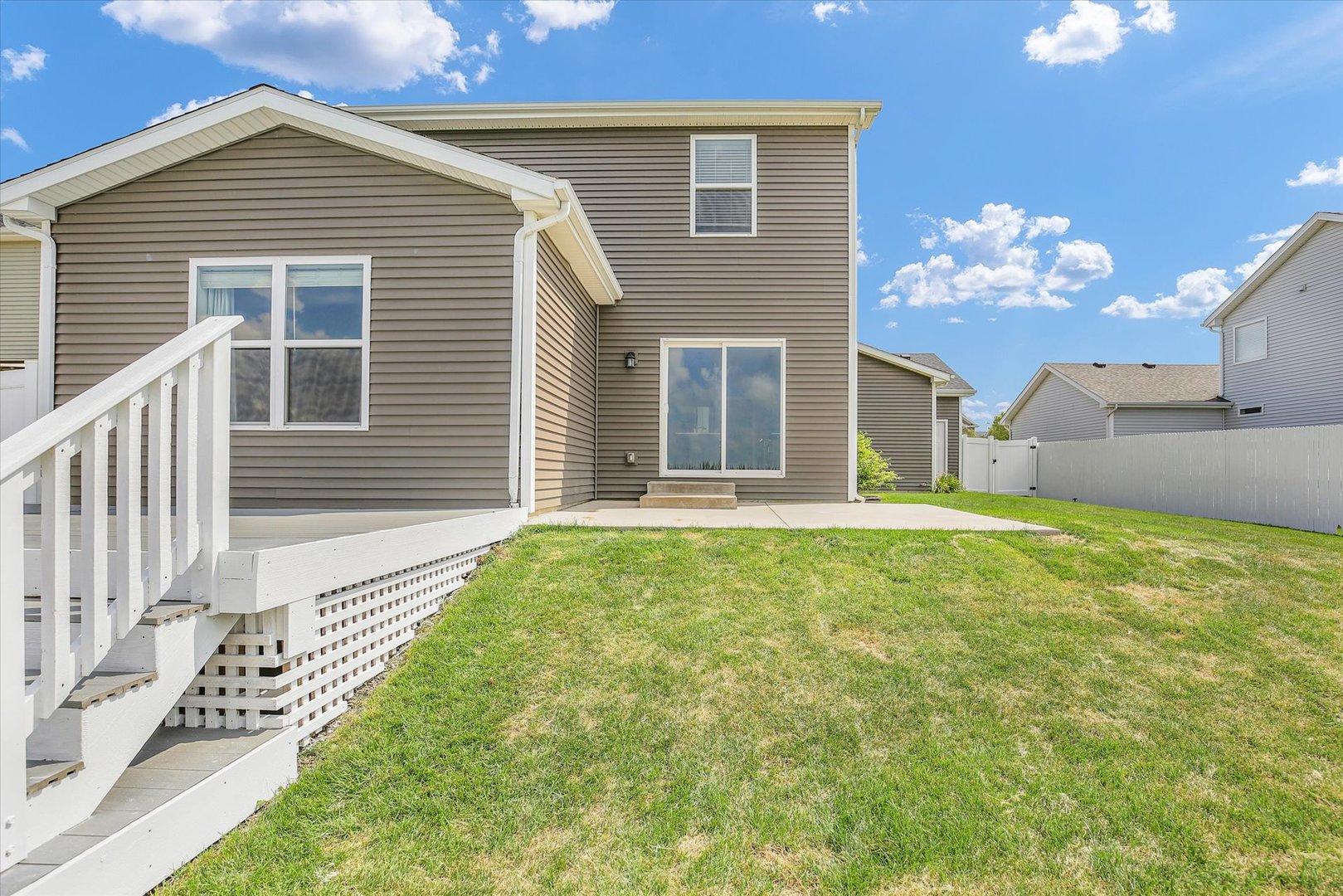 5008 Emmas Way Champaign, IL 61822 - Photo 48 of 53 a house view with a garden space