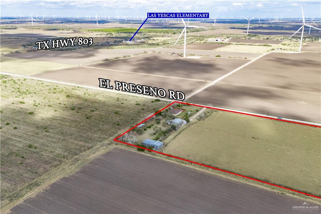 32516 El Preseno Road San Benito, TX 78586 - Photo 41 of 45 swimming pool view