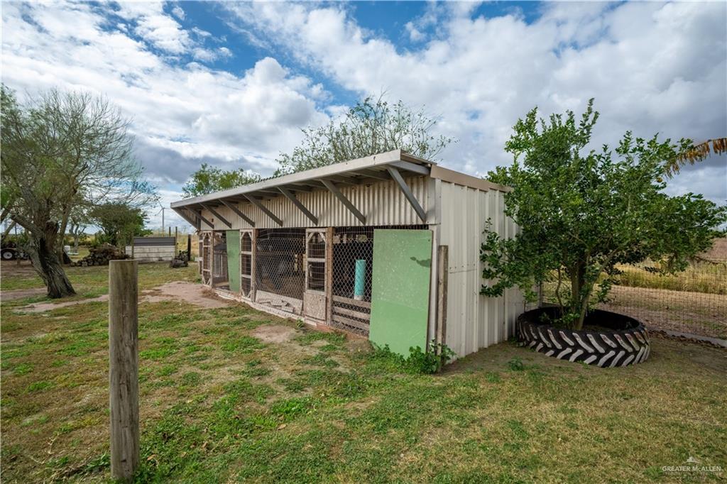 32516 El Preseno Road San Benito, TX 78586 - Photo 7 of 43