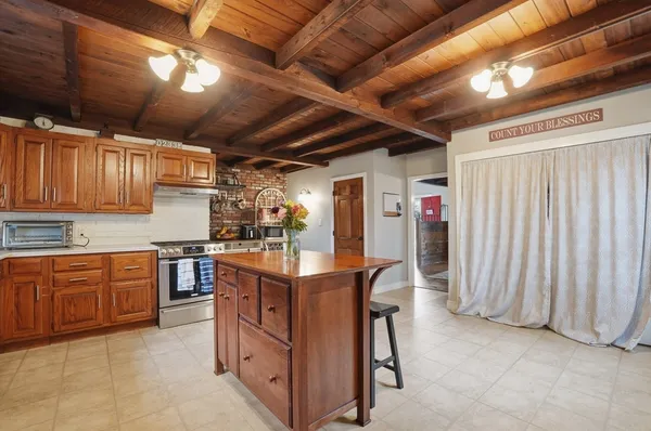 $900,000 | 61 Main Street, Hanover, MA 02339