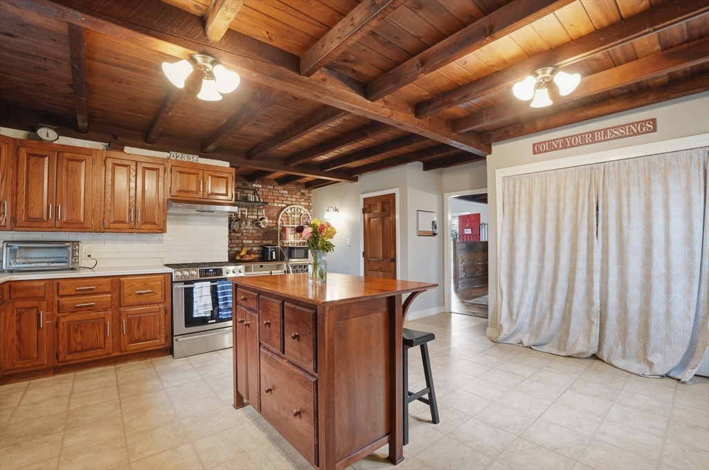 61 Main Street Hanover, MA 02339 - Photo 14 of 38