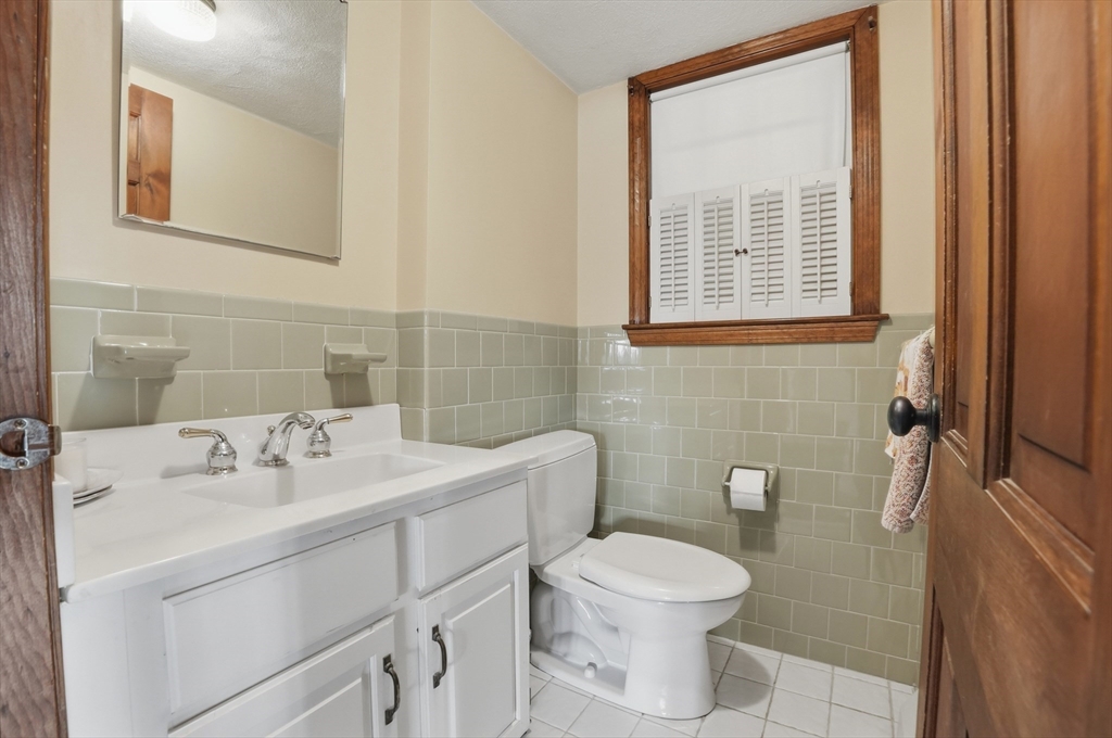 61 Main Street Hanover, MA 02339 - Photo 18 of 38