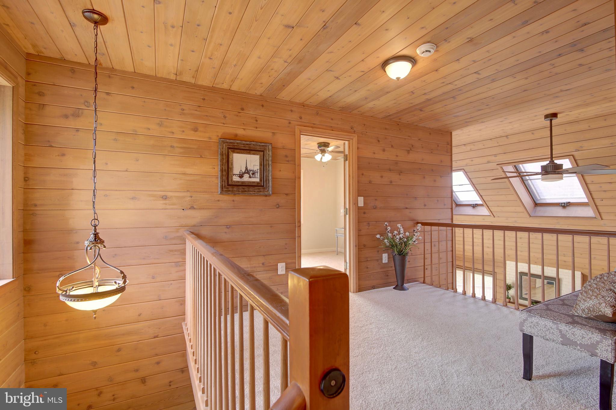 19990 Gleedsville Road Leesburg, VA 20175 - Photo 23 of 53 Common area leads to two additional bedrooms.