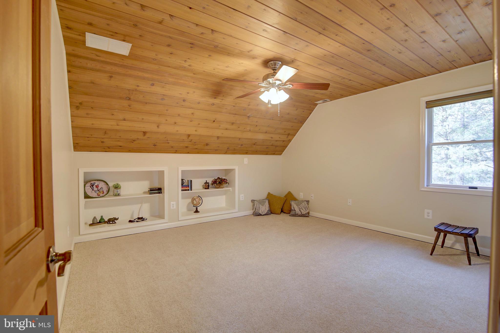 19990 Gleedsville Road Leesburg, VA 20175 - Photo 28 of 53 Another second floor bedroom w/lots of character.