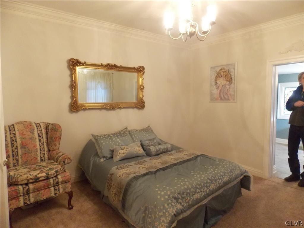 86 Broadway Jim Thorpe, PA 18229 - Photo 13 of 17