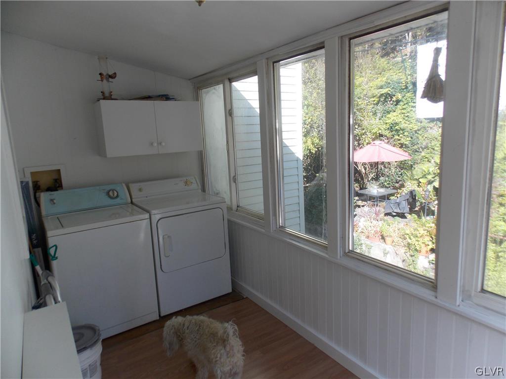 86 Broadway Jim Thorpe, PA 18229 - Photo 10 of 17