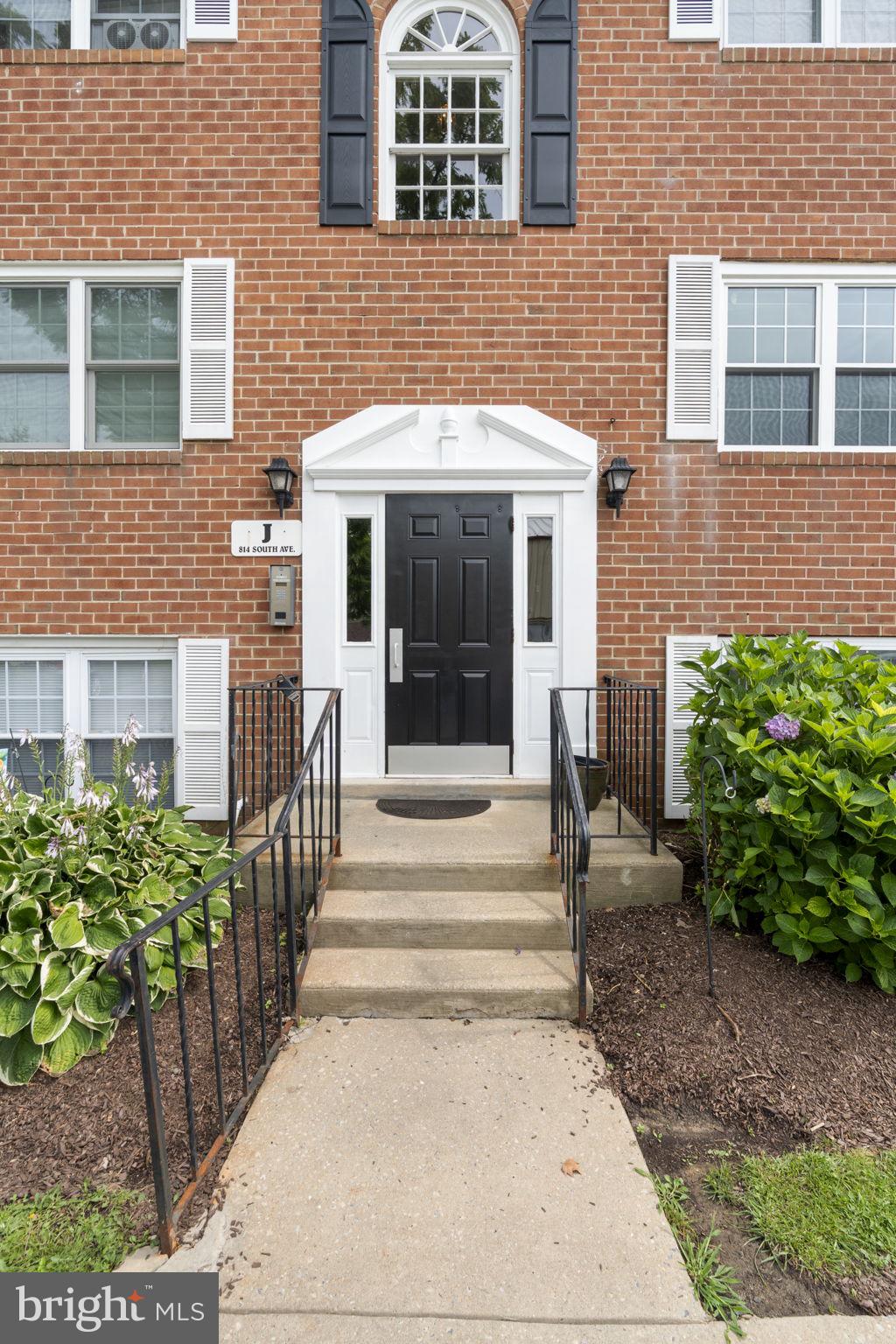 814 South Avenue, Unit J6 Secane, PA 19018 - Photo 14 of 15 a front view of a house