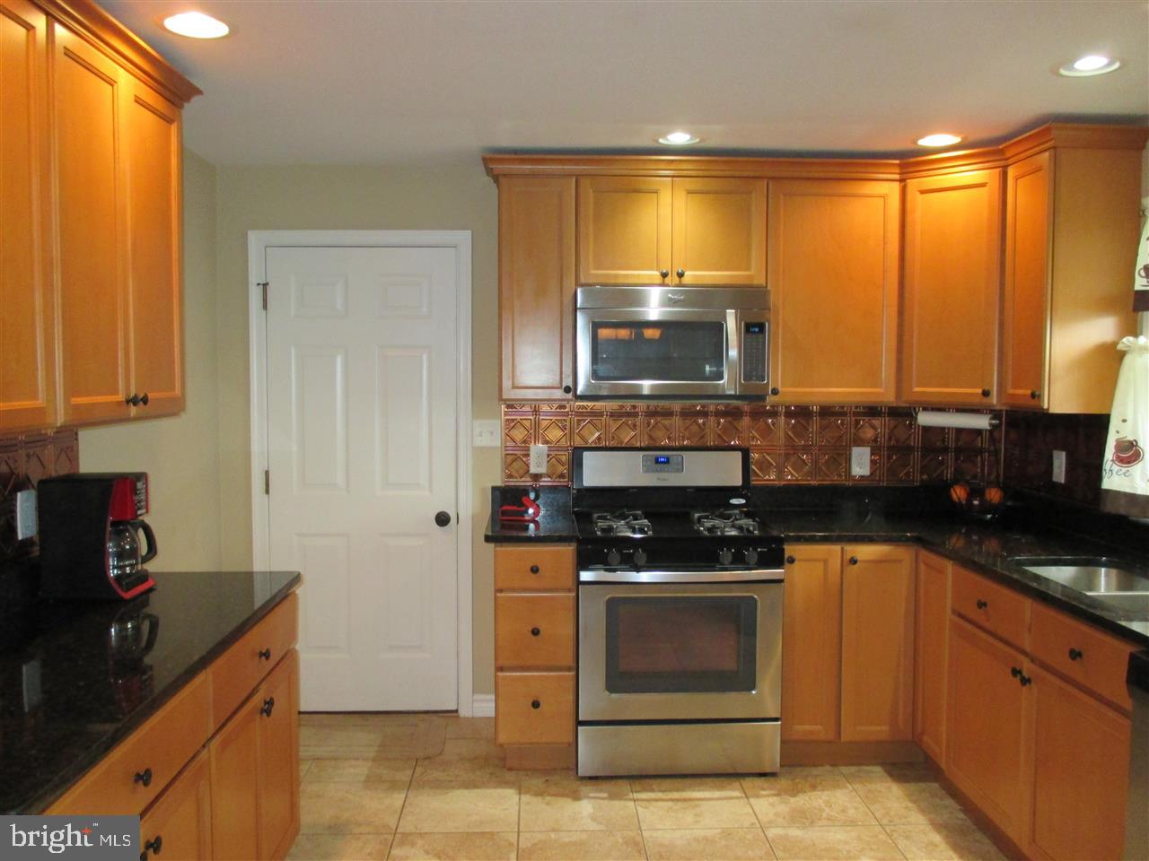 70 Rosedale Drive Manchester, PA 17345 - Photo 8 of 19 Gallery Image 8