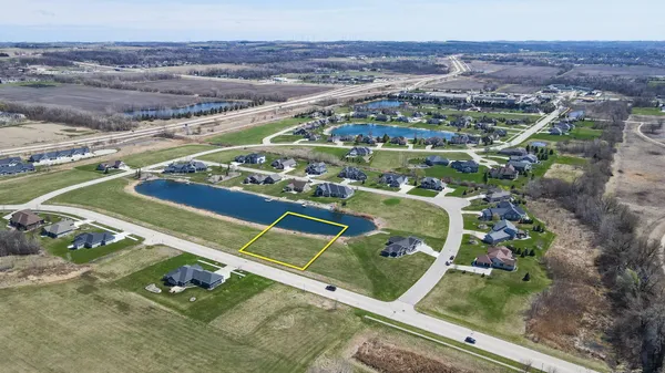 $93,000 | 1076 Ducharme Parkway, Unit 50, Fond du Lac, WI 54935