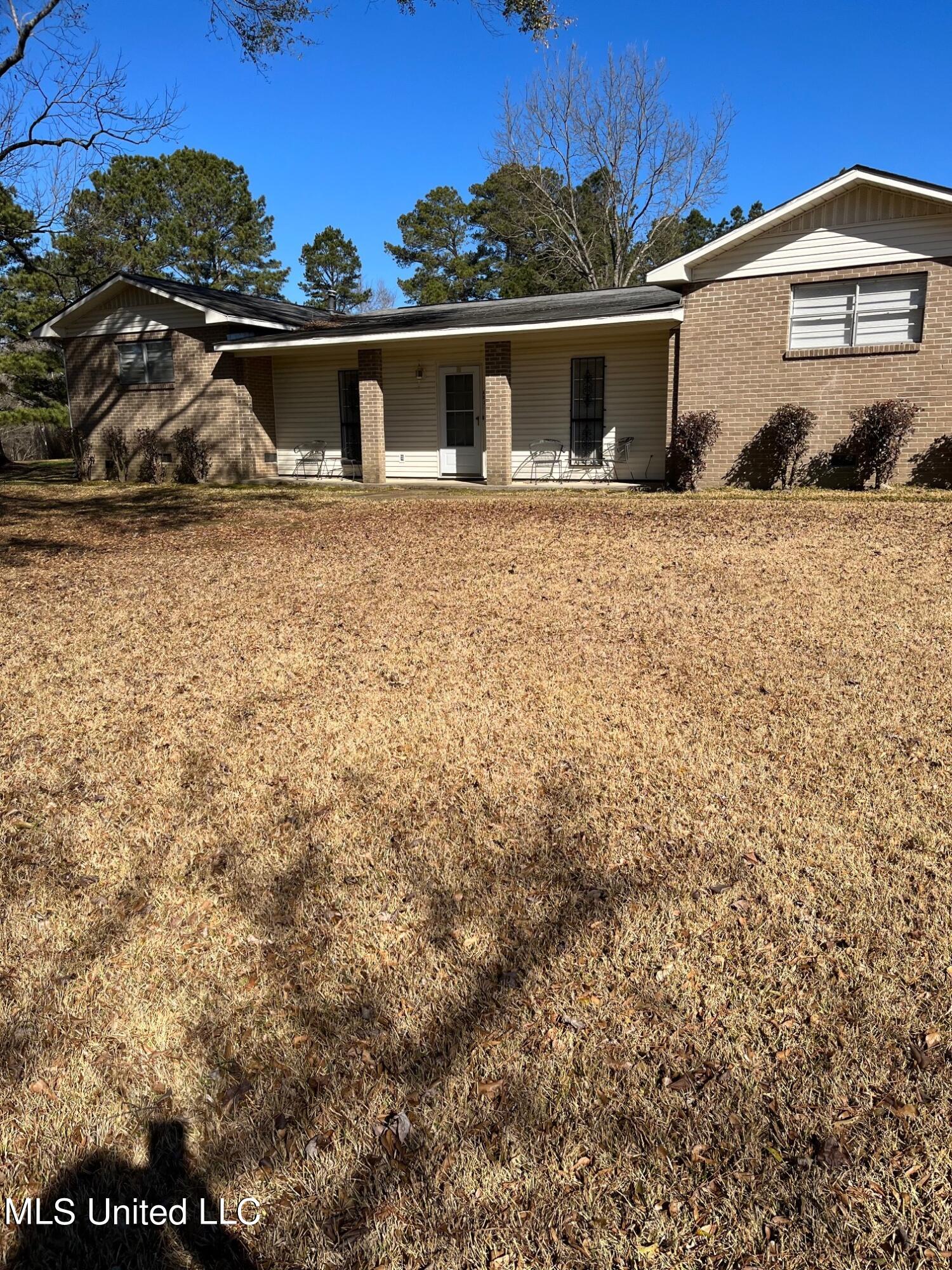 6834 South Siwell Road Byram, MS 39272 - Photo 3 of 23 IMG_3582