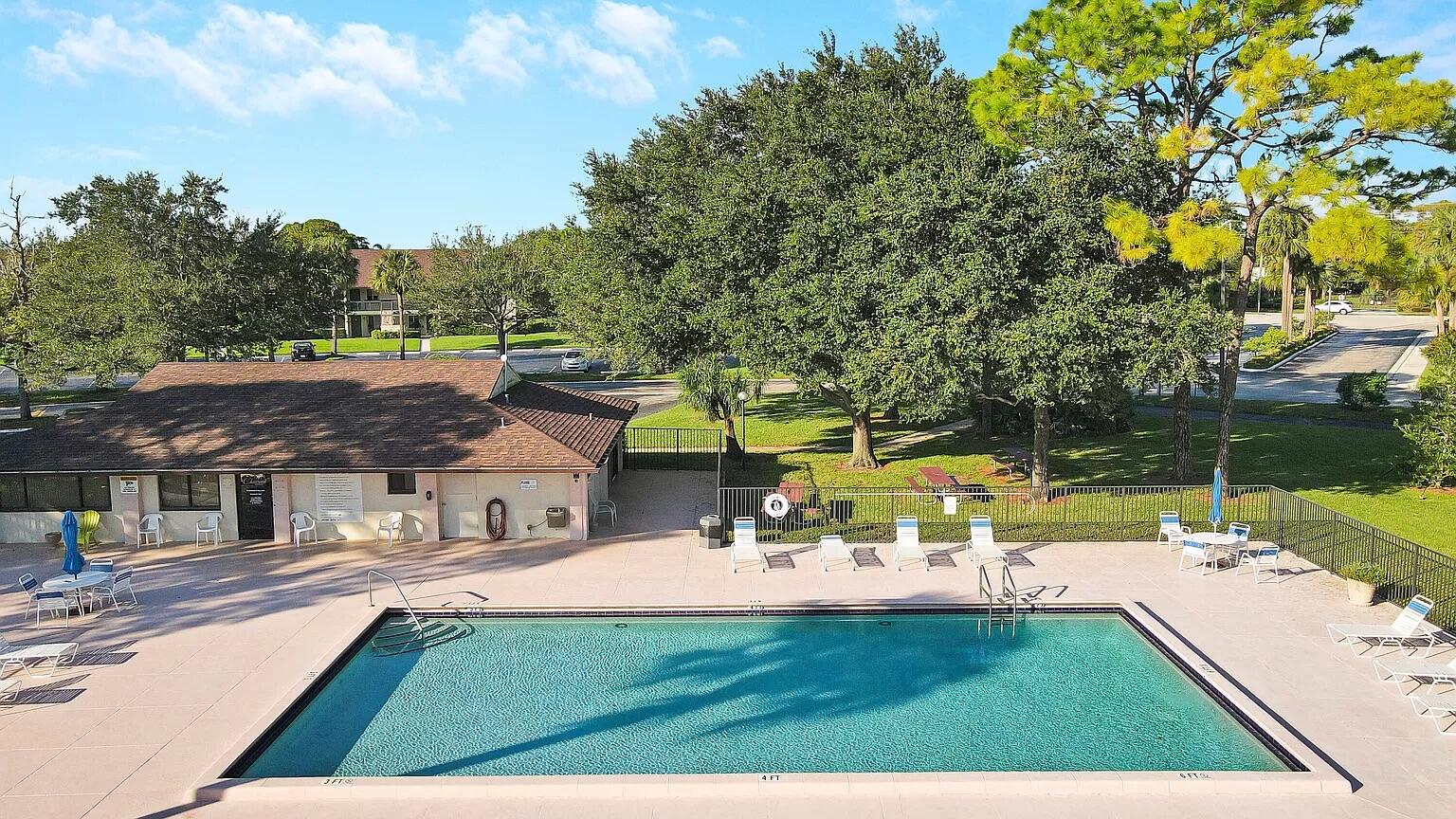 6341 Chasewood Drive, Unit C Jupiter, FL 33458 - Photo 24 of 25 18