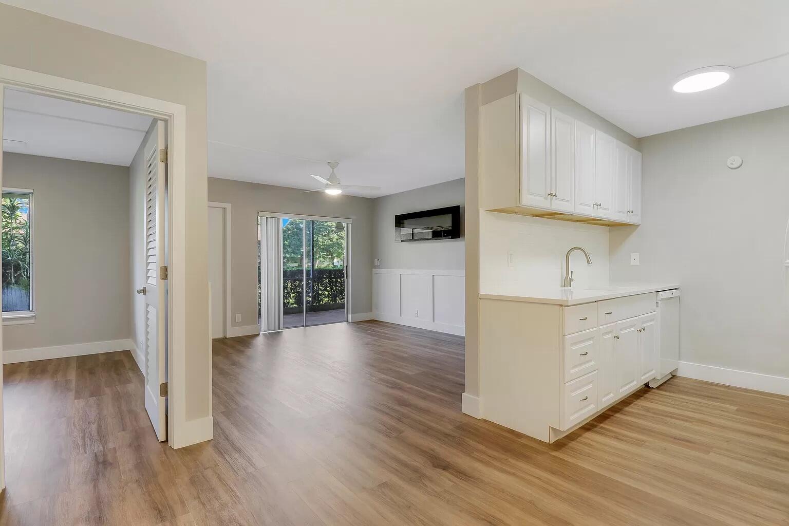 6341 Chasewood Drive, Unit C Jupiter, FL 33458 - Photo 5 of 25 5