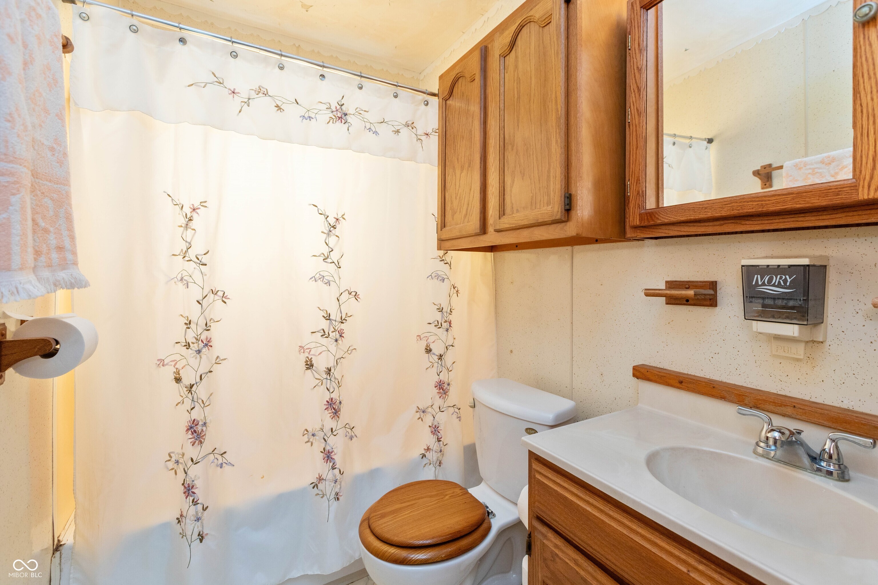 5901 Getz Lane Indianapolis, IN 46254 - Photo 15 of 25