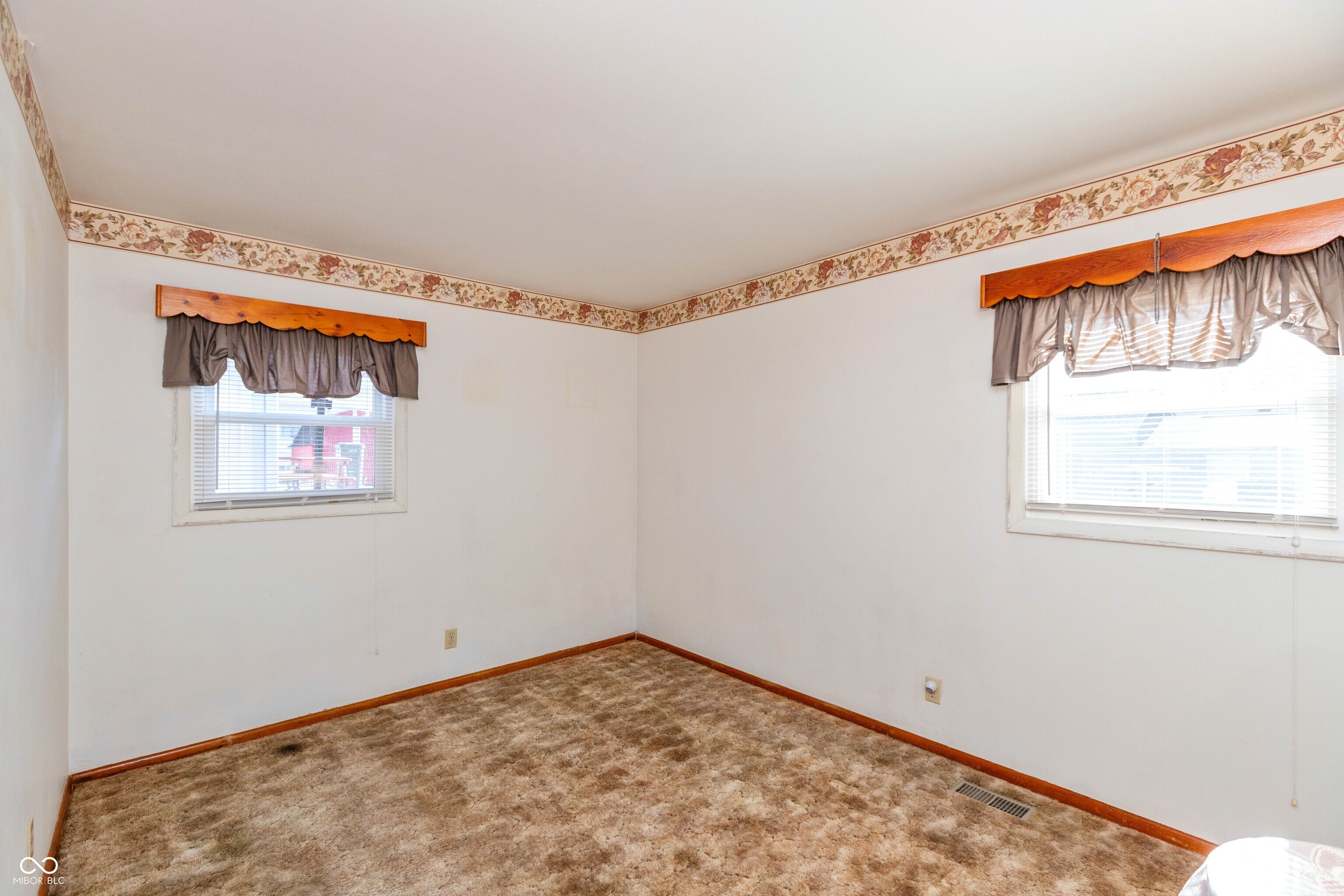 5901 Getz Lane Indianapolis, IN 46254 - Photo 9 of 25