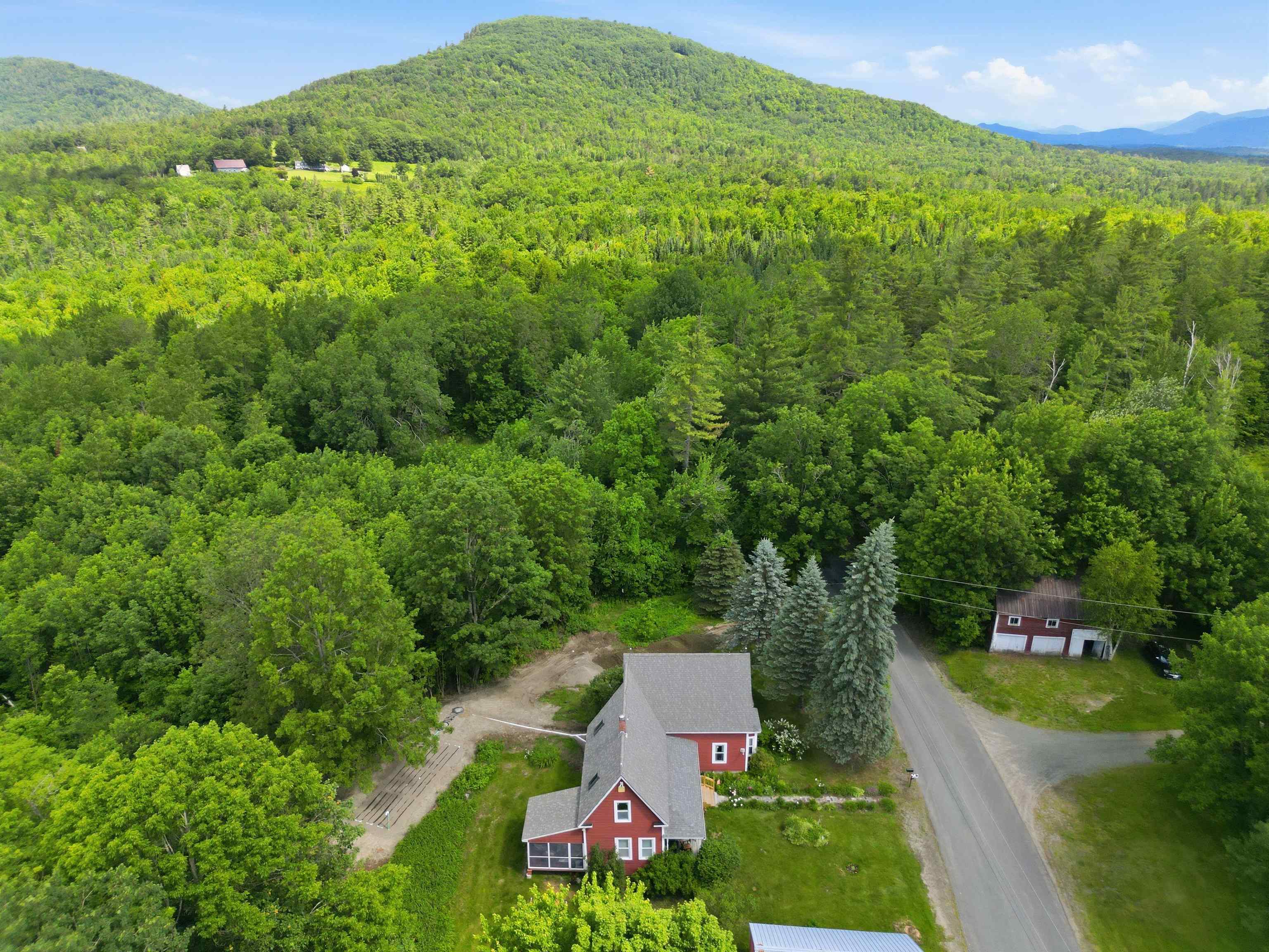 557 Old E Road Whitefield, NH 03598 - Photo 21 of 59