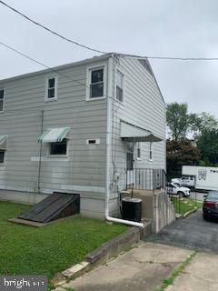 220 West Chelton Road Brookhaven, PA 19015 - Photo 3 of 12 Gallery Image 3