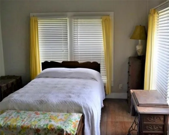 $1,300 | 2223 County Road 107, Wharton, TX 77488